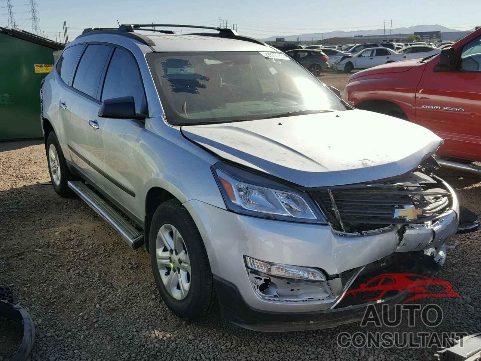 CHEVROLET TRAVERSE 2015 - 1GNKRFED5FJ151942