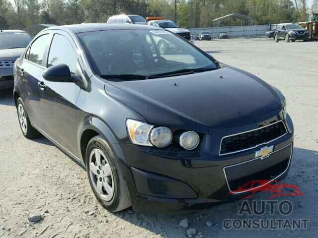 CHEVROLET SONIC 2015 - 1G1JA5SH6F4157933