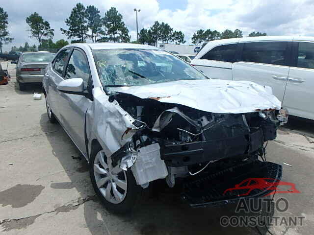 TOYOTA COROLLA 2015 - 5YFBURHEXFP267985