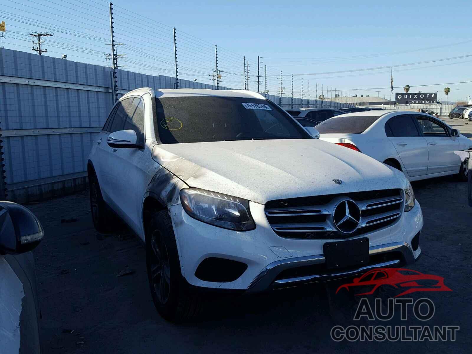 MERCEDES-BENZ GLC300 2018 - WDC0G4JB0JV023716