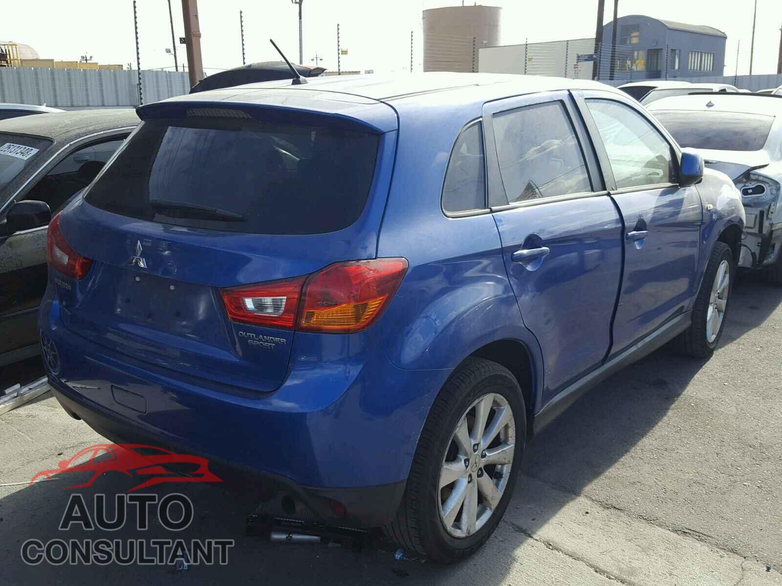 MITSUBISHI OUTLANDER 2015 - 4A4AP3AU2FE020340