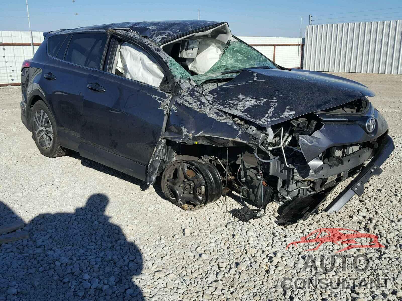TOYOTA RAV4 2016 - JTMZFREV4GJ094385