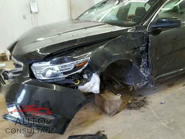 FORD TAURUS 2015 - 1FAHP2E88FG161002