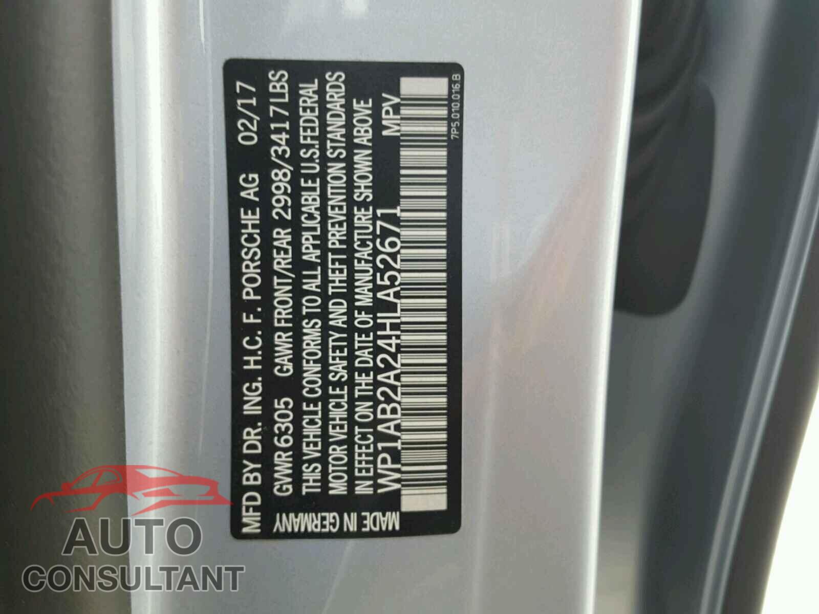 PORSCHE CAYENNE 2017 - WP1AB2A24HLA52671