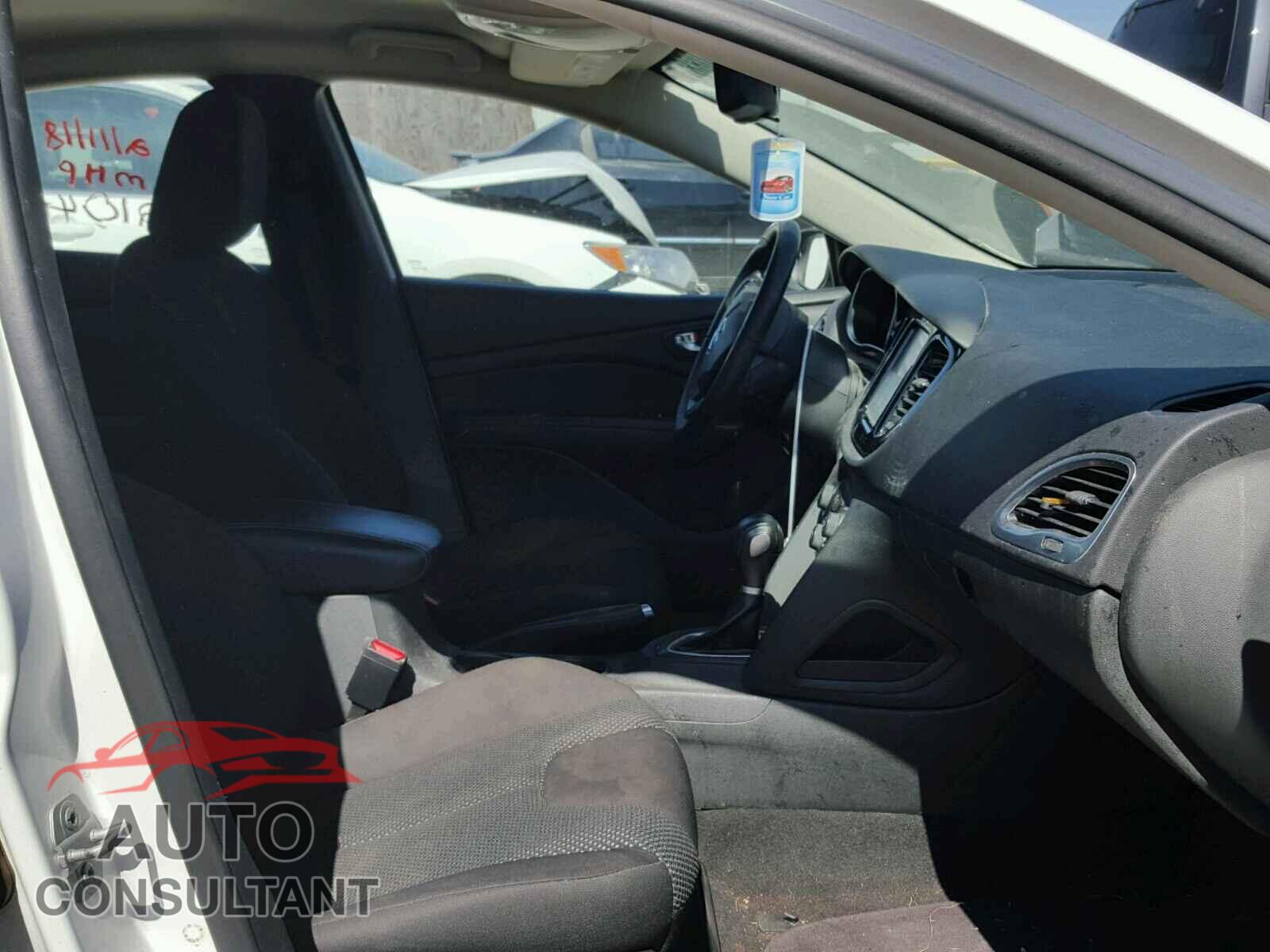 DODGE DART 2015 - 1C3CDFDH3FD182612