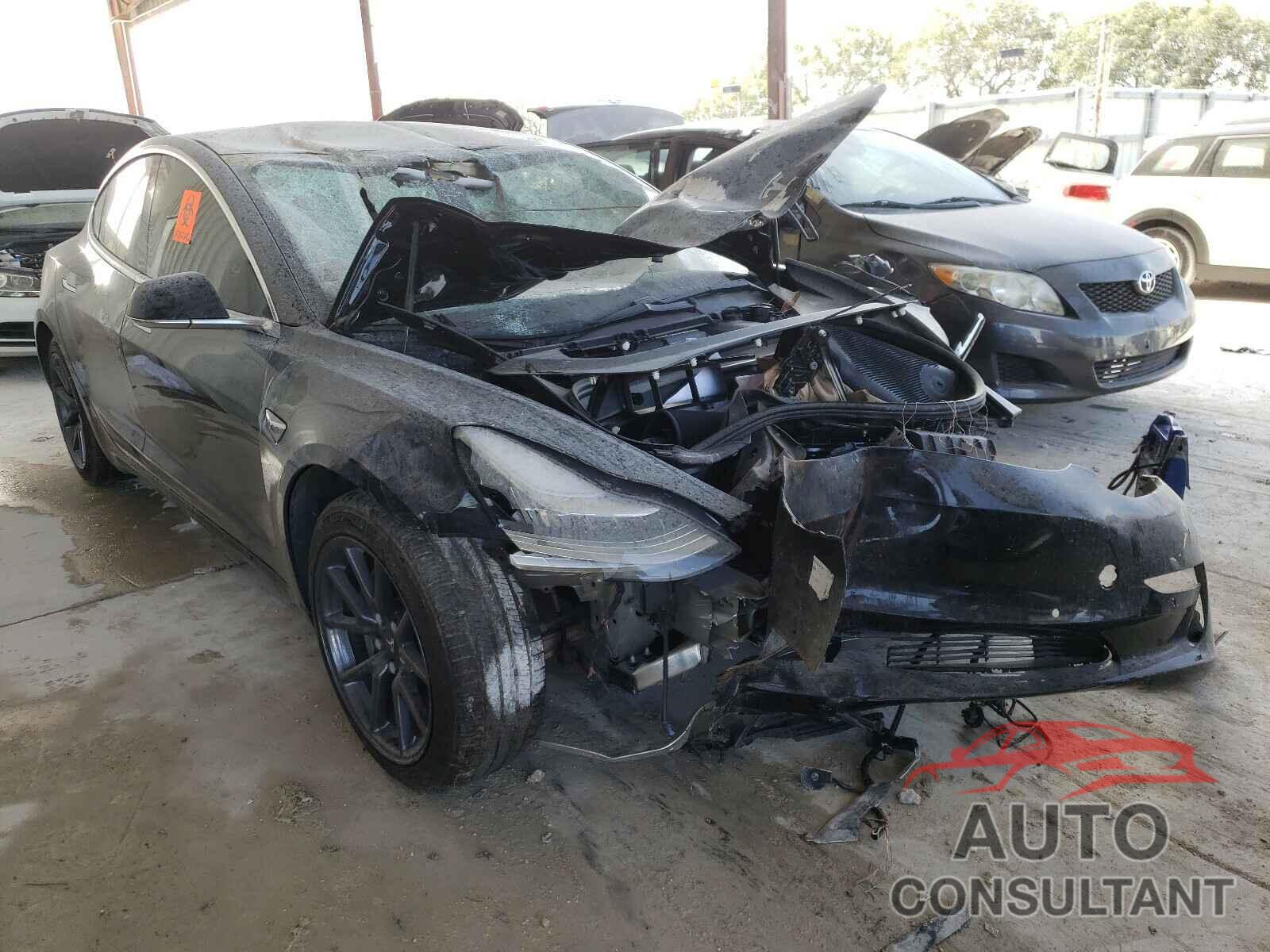 TESLA MODEL 3 2018 - 5YJ3E1EA3JF098479