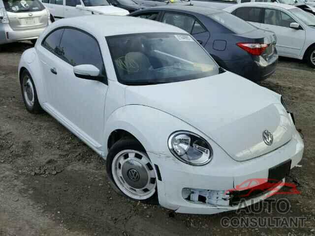 VOLKSWAGEN BEETLE 2015 - 3VWF17AT4FM653720