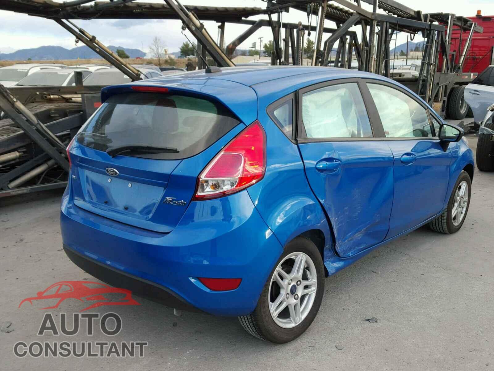 FORD FIESTA 2017 - 3FADP4EJ3HM137843