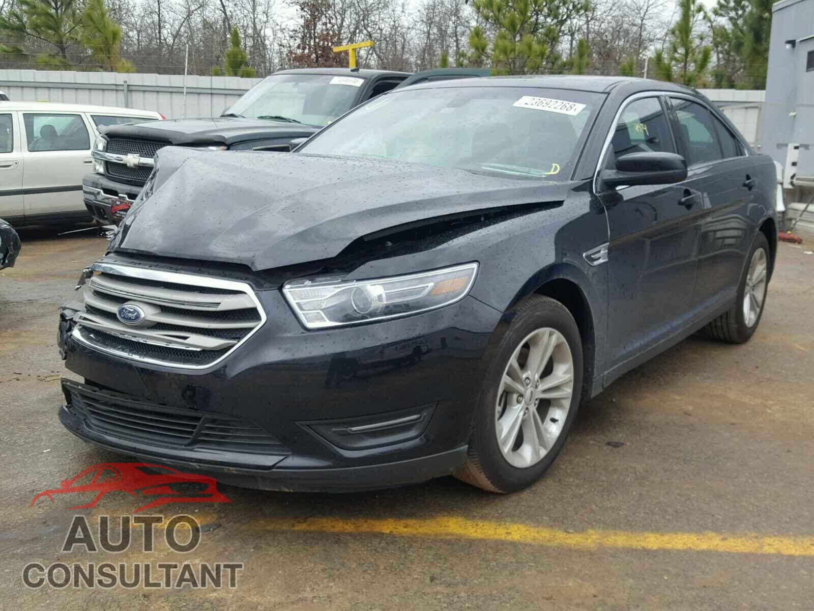 FORD TAURUS 2017 - 1FAHP2E84HG110860