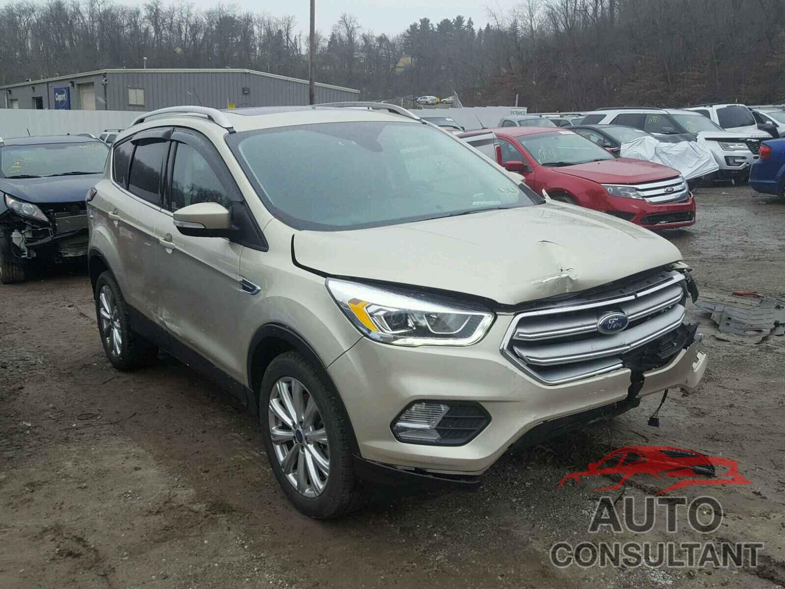 FORD ESCAPE 2017 - 1FMCU9JD1HUB13687