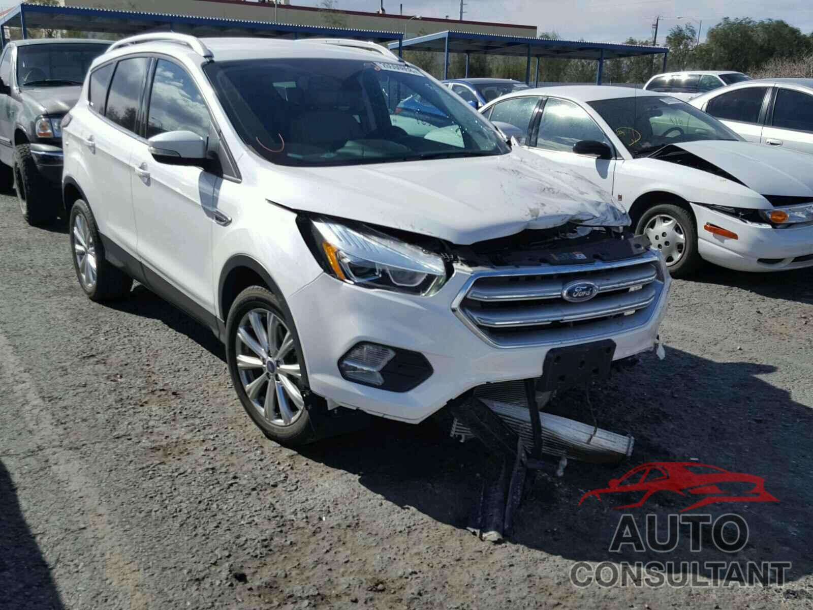 FORD ESCAPE 2017 - 1FMCU0J96HUA32532