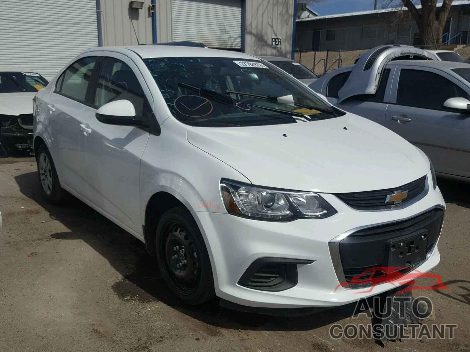 CHEVROLET SONIC 2017 - 1G1JB5SH3H4158599