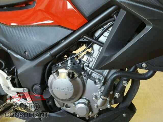 HONDA CB CYCLE 2015 - MLHNC5212F5100237