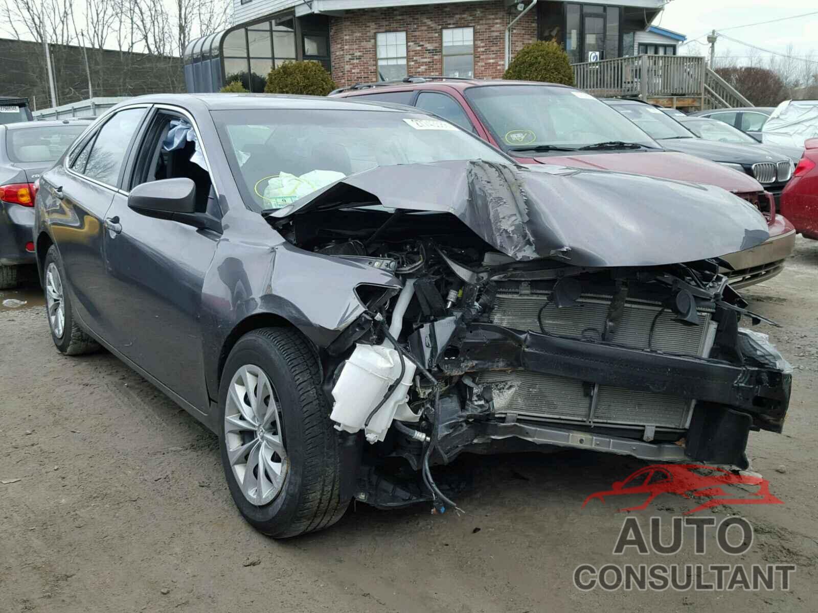 TOYOTA CAMRY 2016 - 4T4BF1FK7GR519251