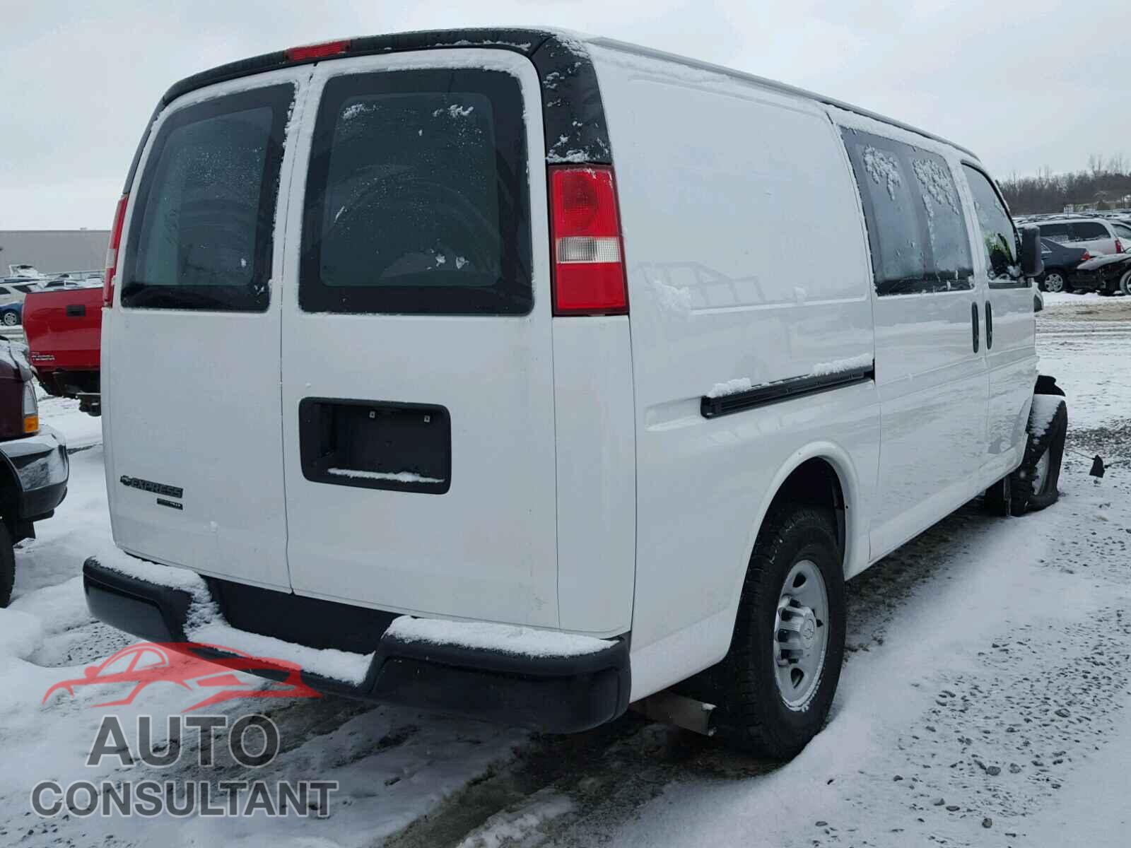 CHEVROLET EXPRESS 2015 - 1GCWGFCF6F1136838