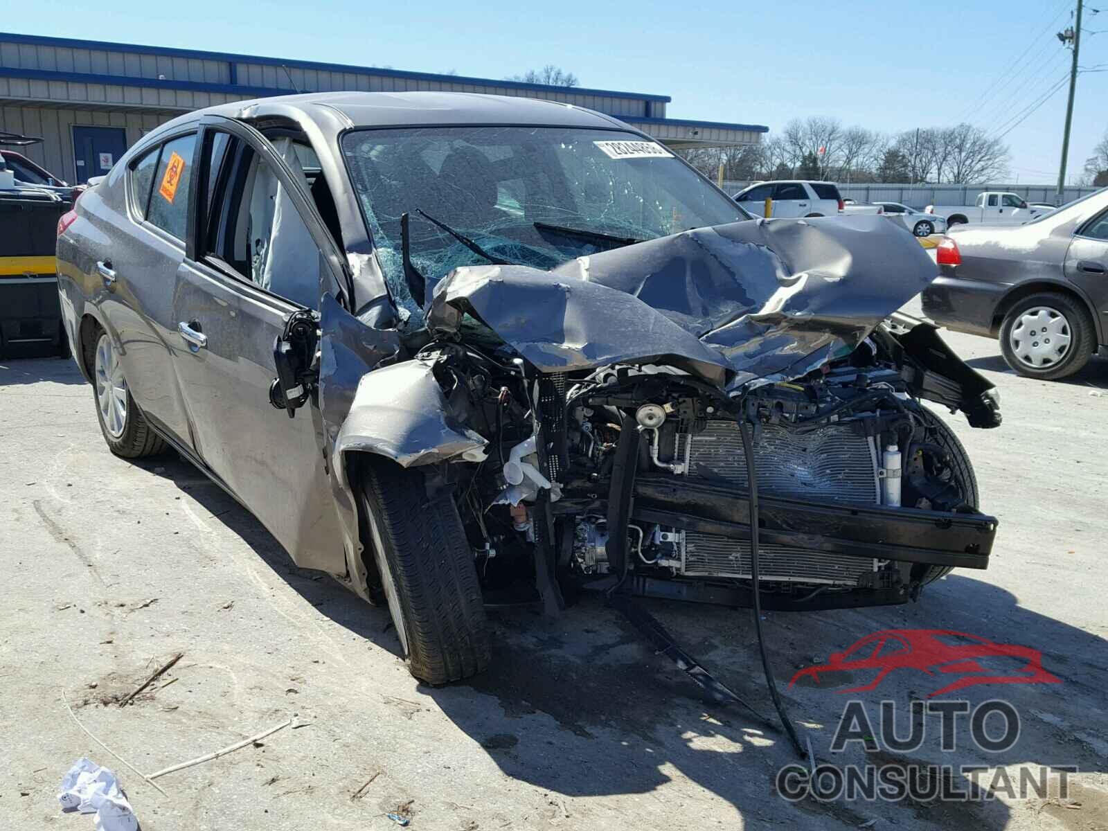 NISSAN VERSA 2017 - 3N1CN7AP9HK420639