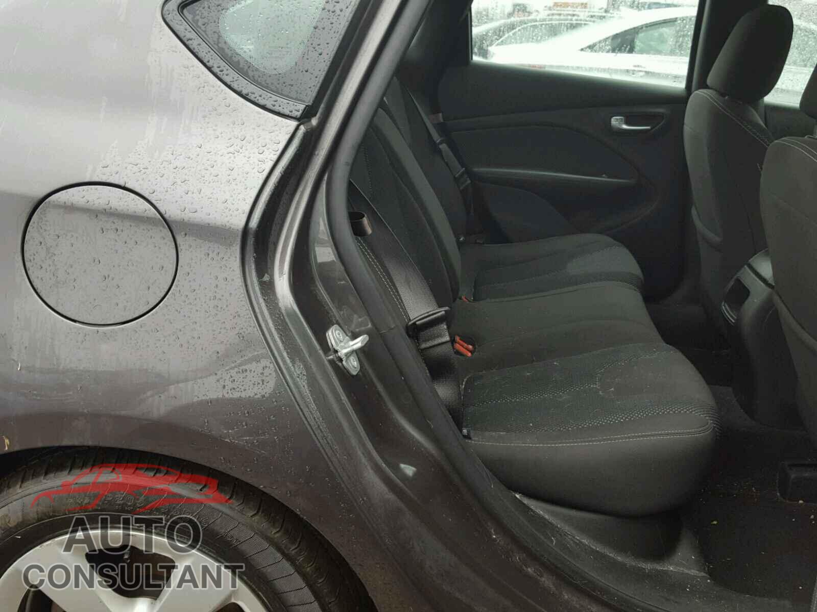 DODGE DART 2015 - 1C3CDFBB5FD337045