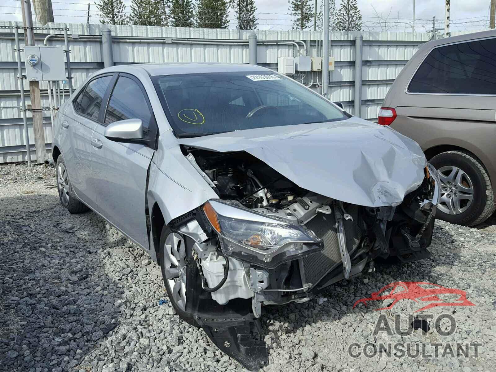 TOYOTA COROLLA 2015 - 2T1BURHE6FC425657