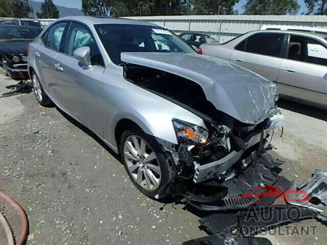 LEXUS IS250 2015 - JTHBF1D26F5050632