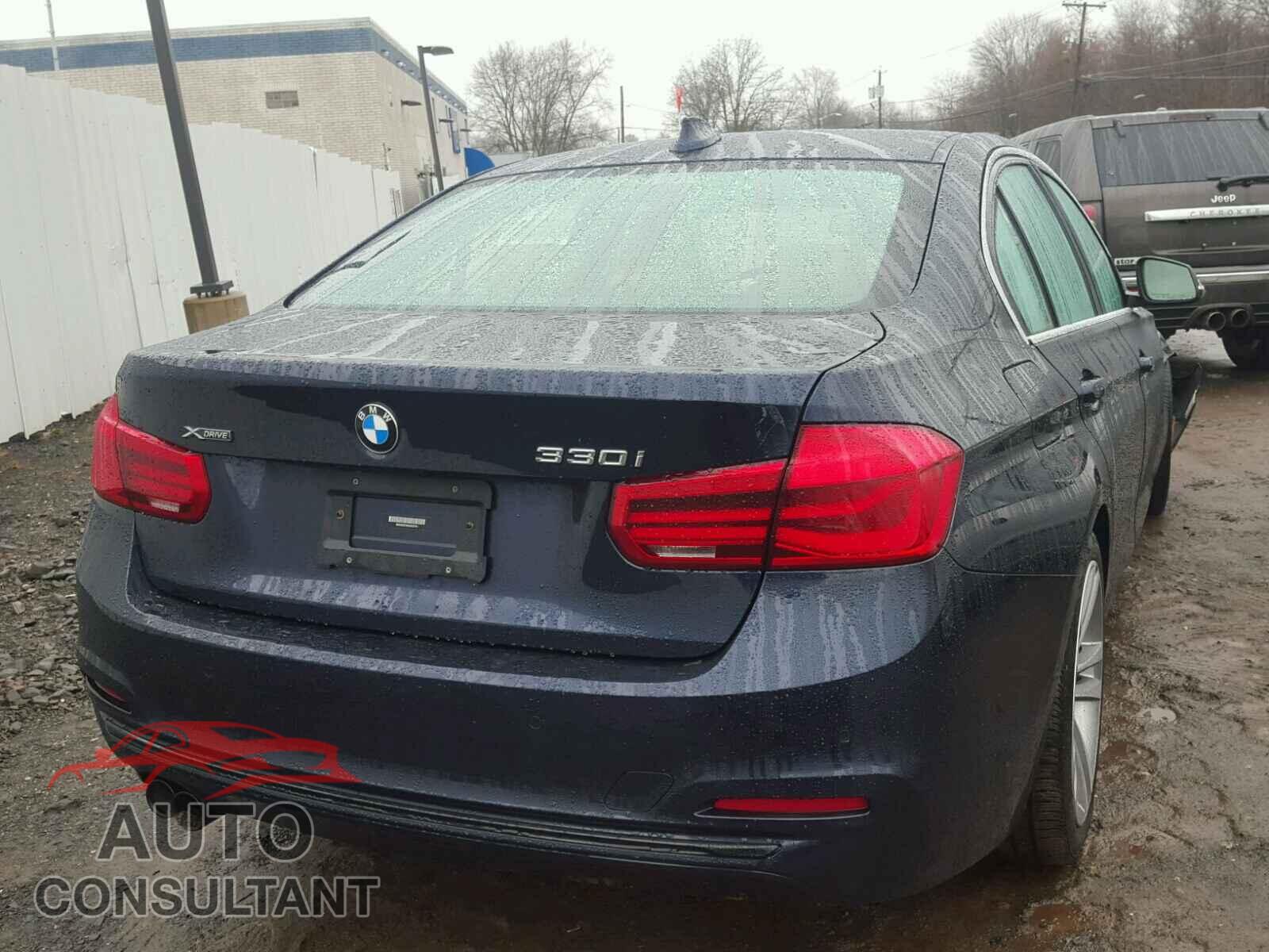 BMW 3 SERIES 2017 - WBA8D9C59HA003744