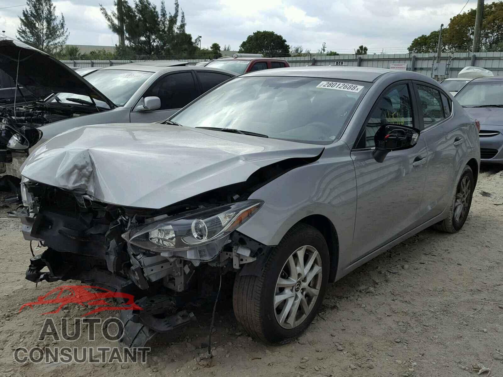 MAZDA 3 2016 - 3MZBM1U76GM299606