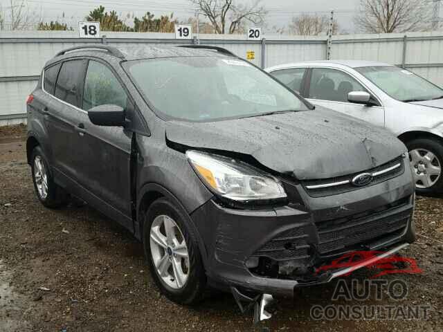 FORD ESCAPE 2015 - 1FMCU0GX4FUB69648