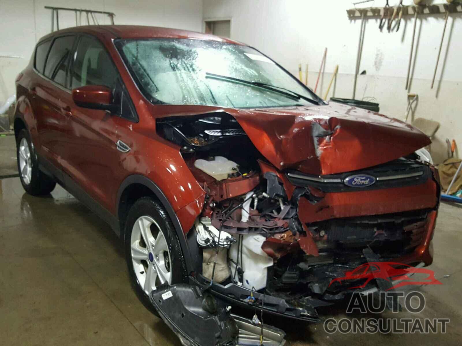 FORD ESCAPE 2015 - 1FMCU9GX5FUB25954
