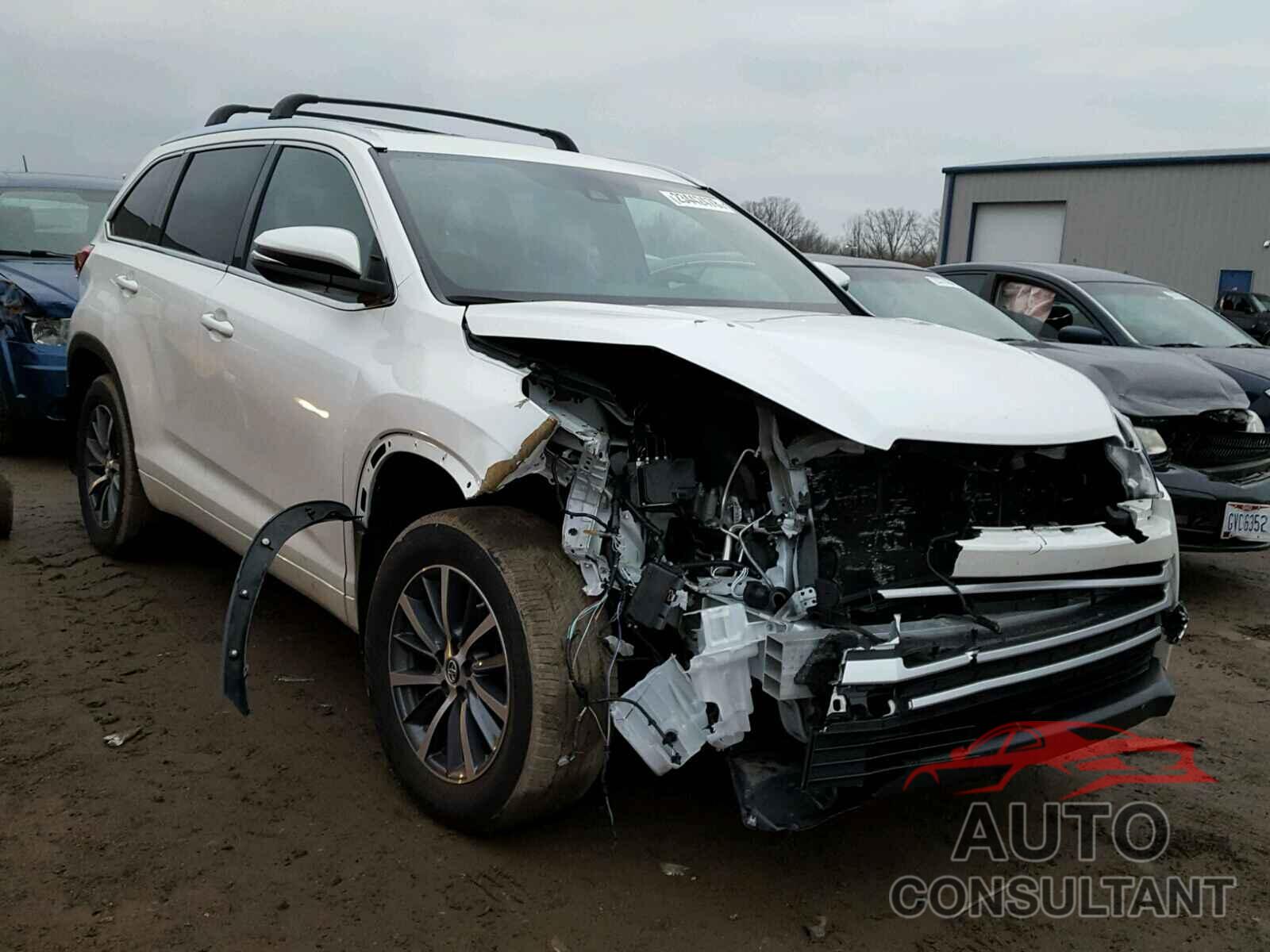 TOYOTA HIGHLANDER 2017 - 5TDJZRFH9HS409022