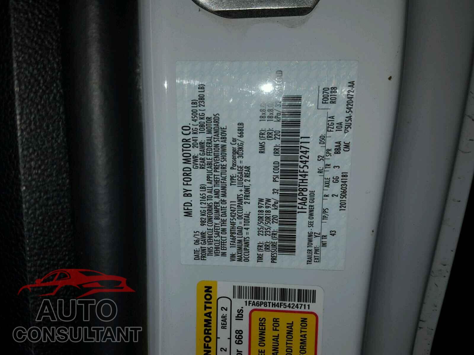 FORD MUSTANG 2015 - 1FA6P8TH4F5424711