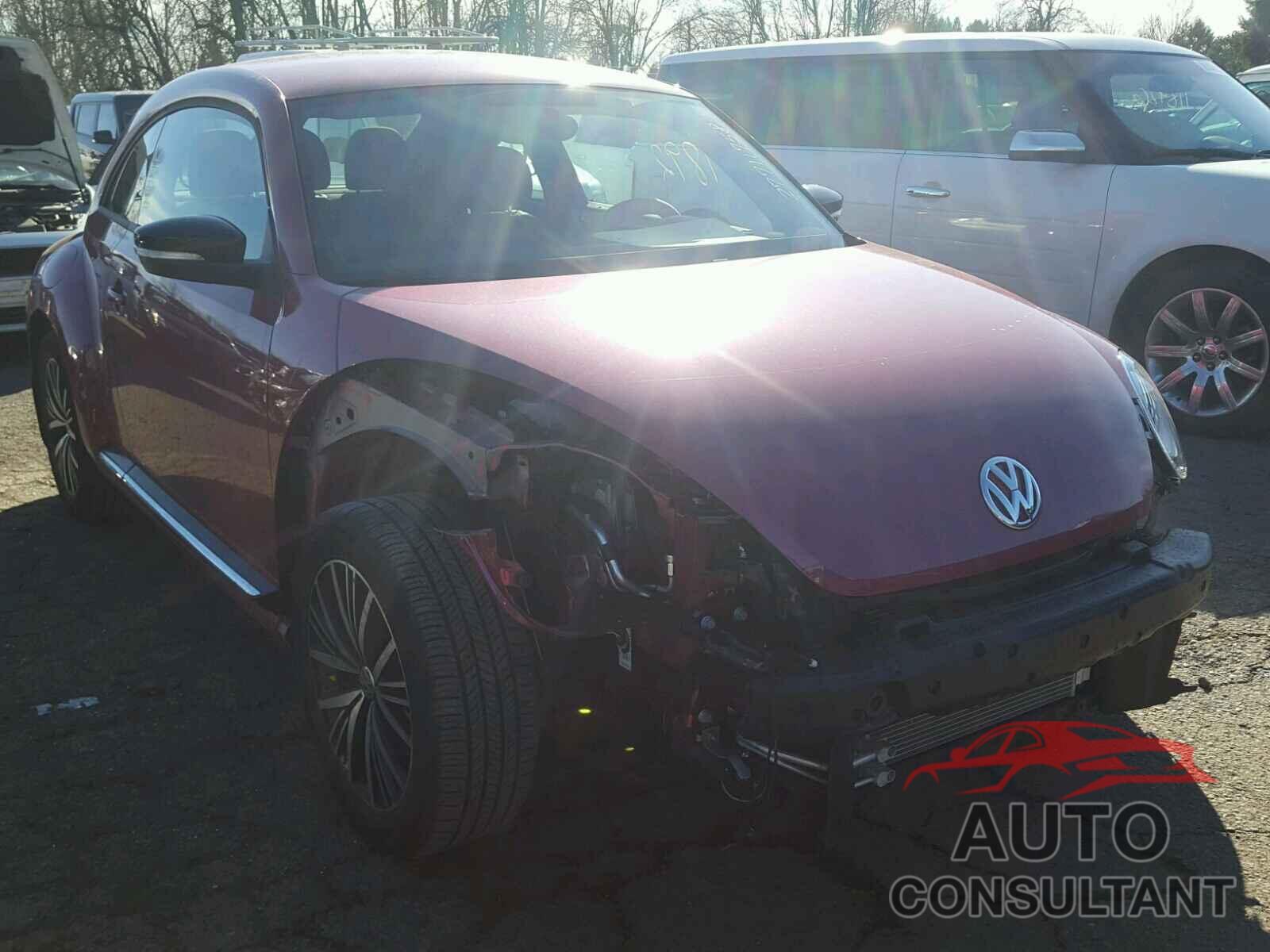VOLKSWAGEN BEETLE 2017 - 3VWF17AT5HM608319