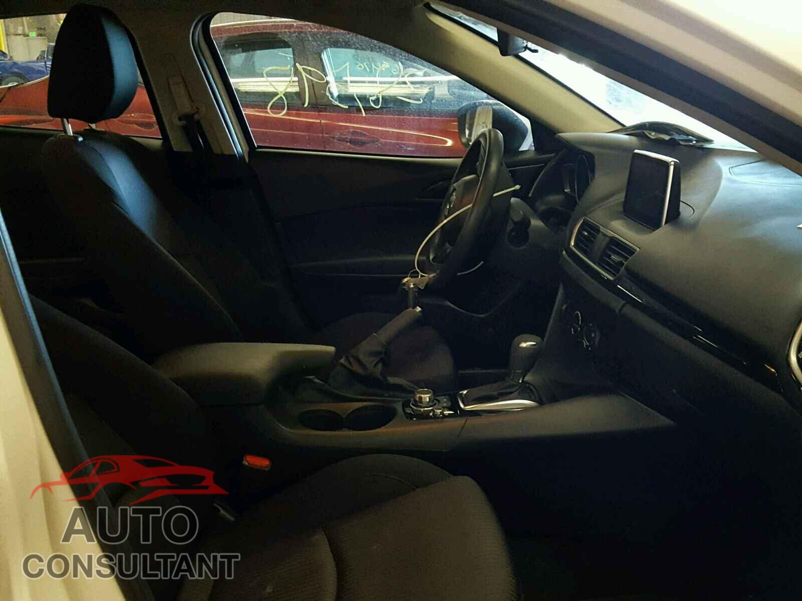 MAZDA 3 2016 - 3MZBM1U73GM300419