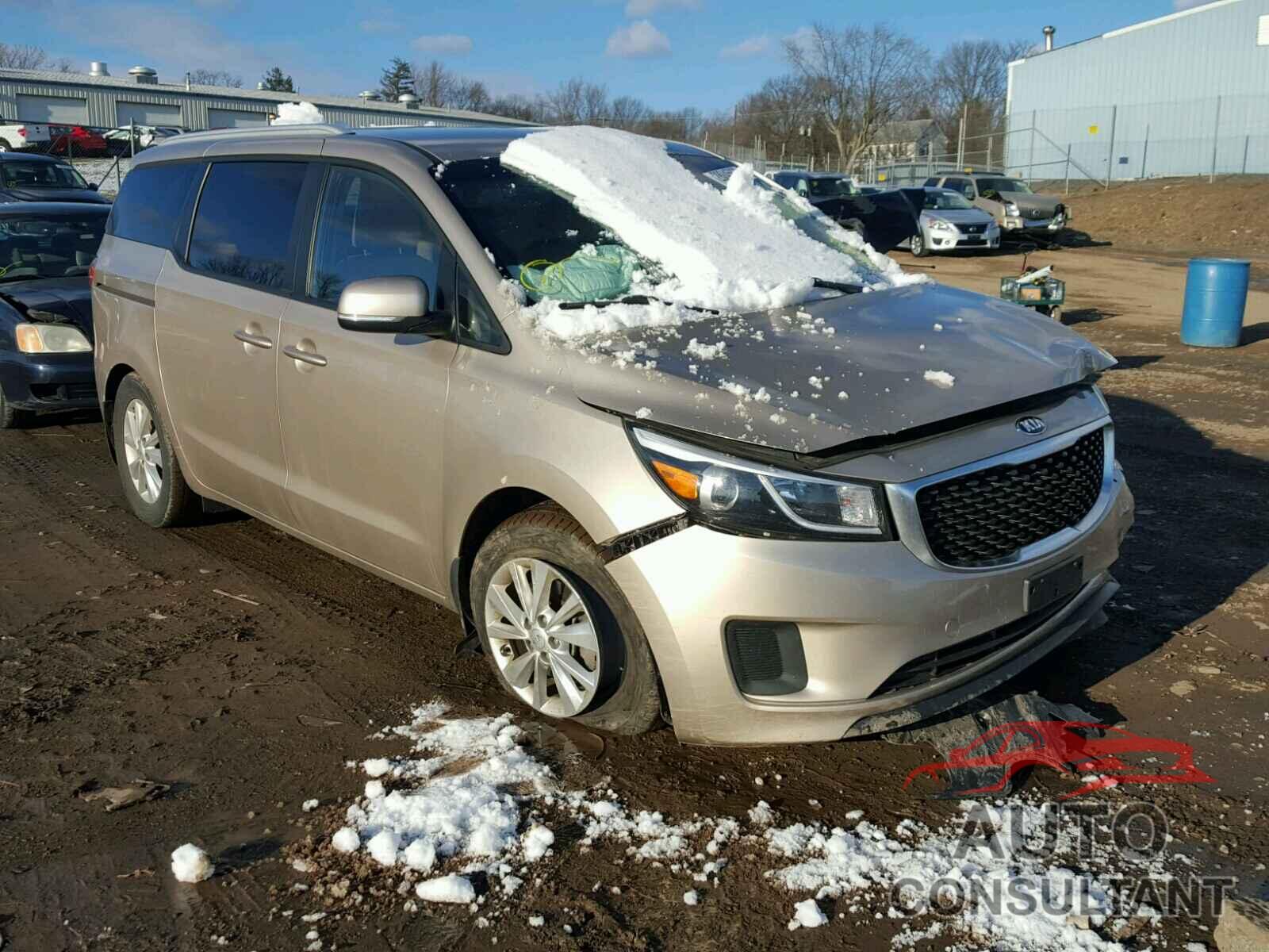 KIA SEDONA 2015 - KNDMB5C15F6019145