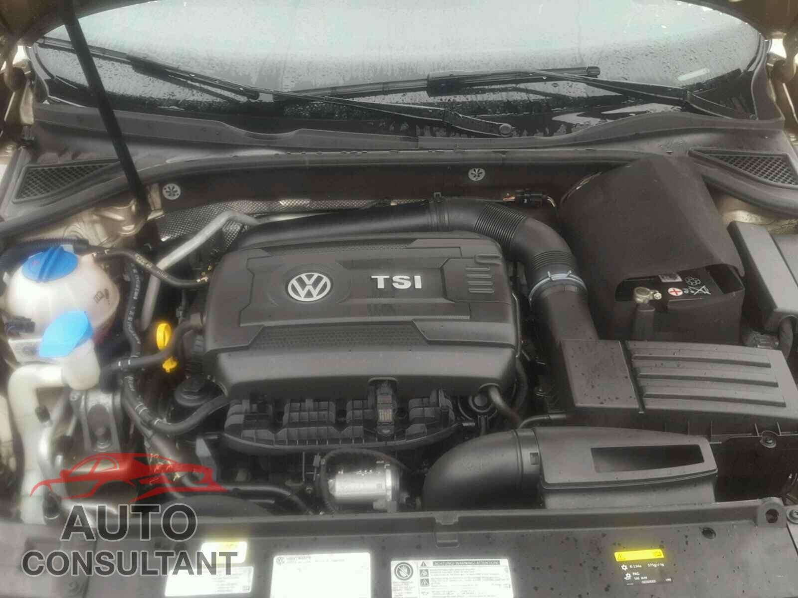 VOLKSWAGEN PASSAT 2015 - 1VWCS7A34FC054656