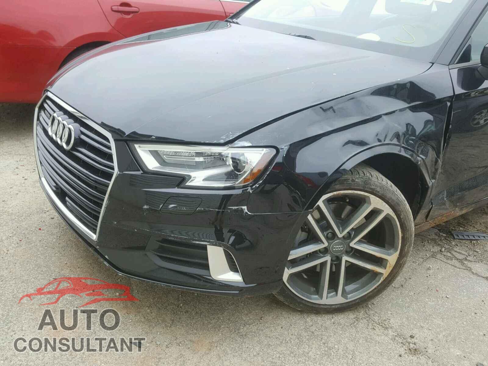 AUDI A3 2018 - WAUB8GFFXJ1006113