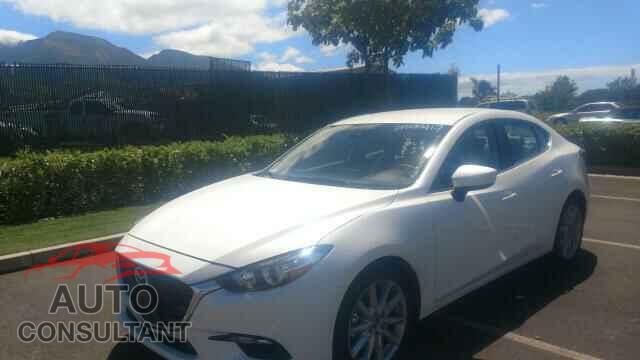 MAZDA 3 2017 - 3MZBN1V74HM117639