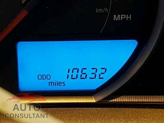 TOYOTA RAV4 2015 - JTMRFREV2FD174894