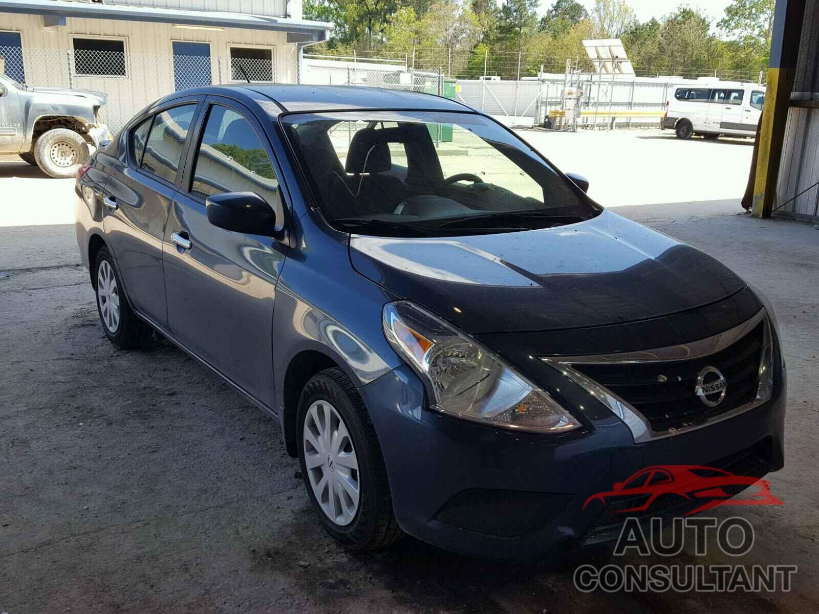 NISSAN VERSA 2017 - 3N1CN7AP1HL810967