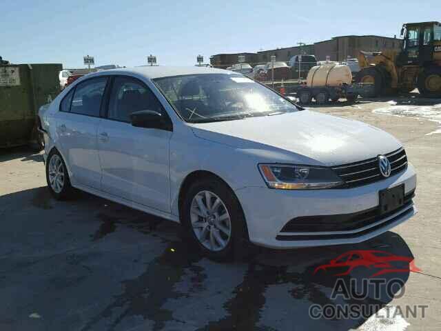 VOLKSWAGEN JETTA 2015 - 3VWD17AJ5FM214158