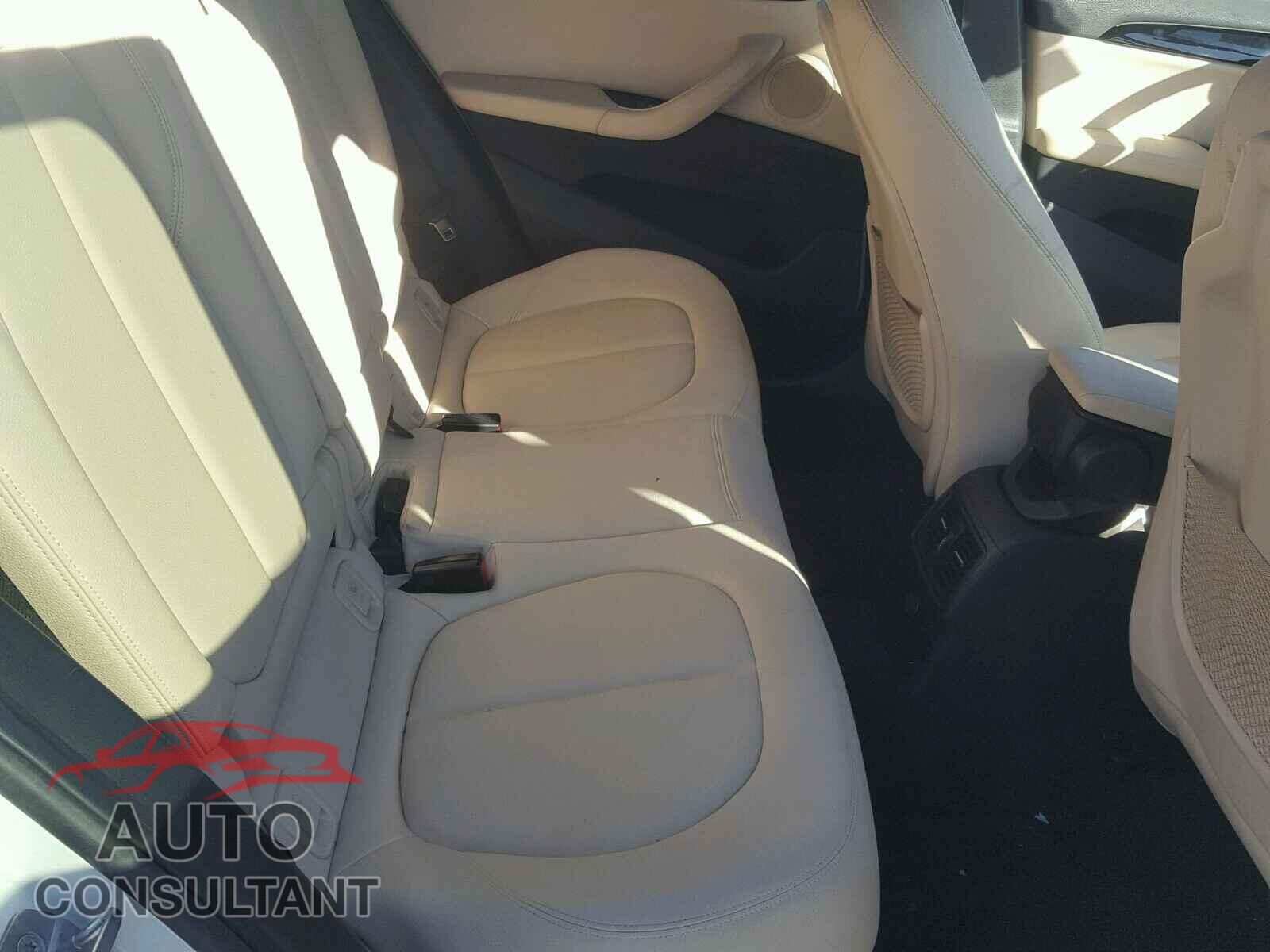 BMW X1 2016 - WBXHT3C35GP886337