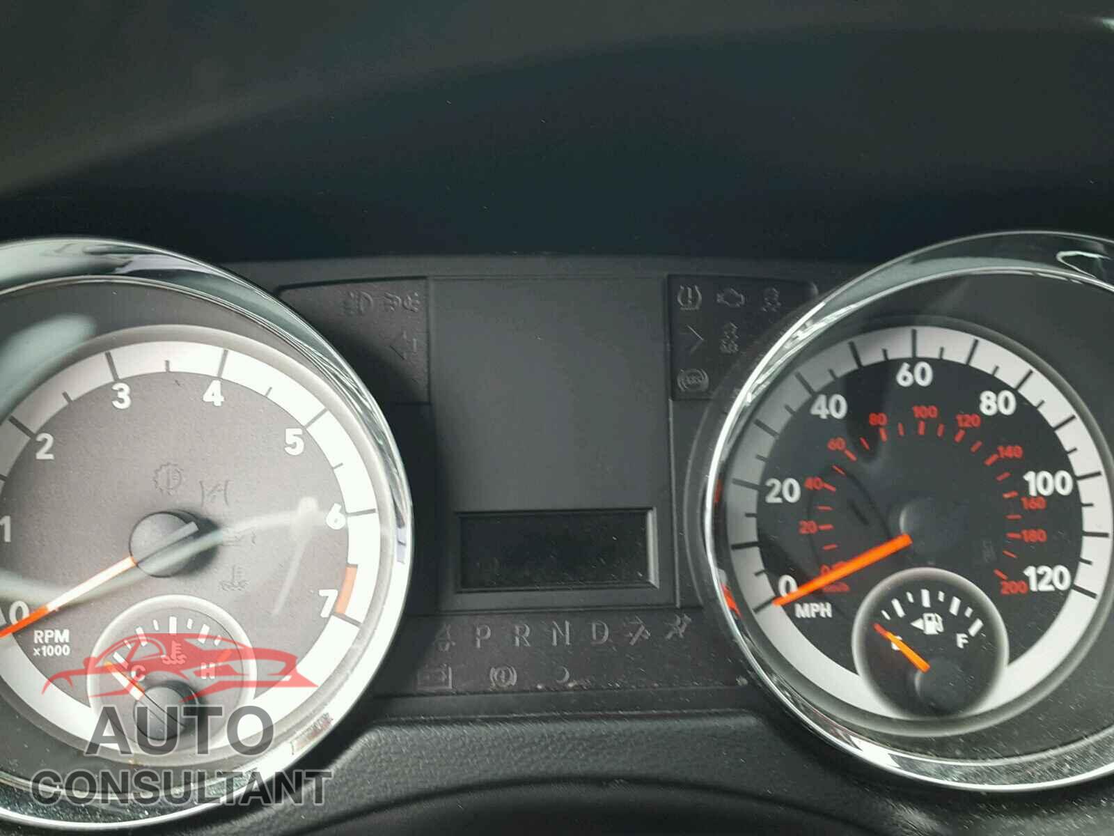 DODGE CARAVAN 2015 - 2C4RDGBG4FR527830