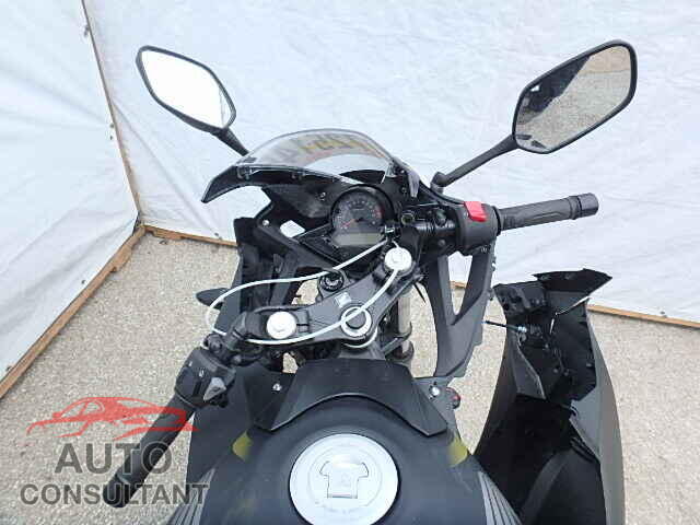 HONDA CBR CYCLE 2015 - MLHNC5102F5101672