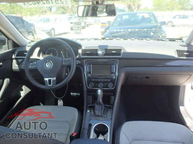 VOLKSWAGEN PASSAT 2015 - 1VWBS7A36FC028605
