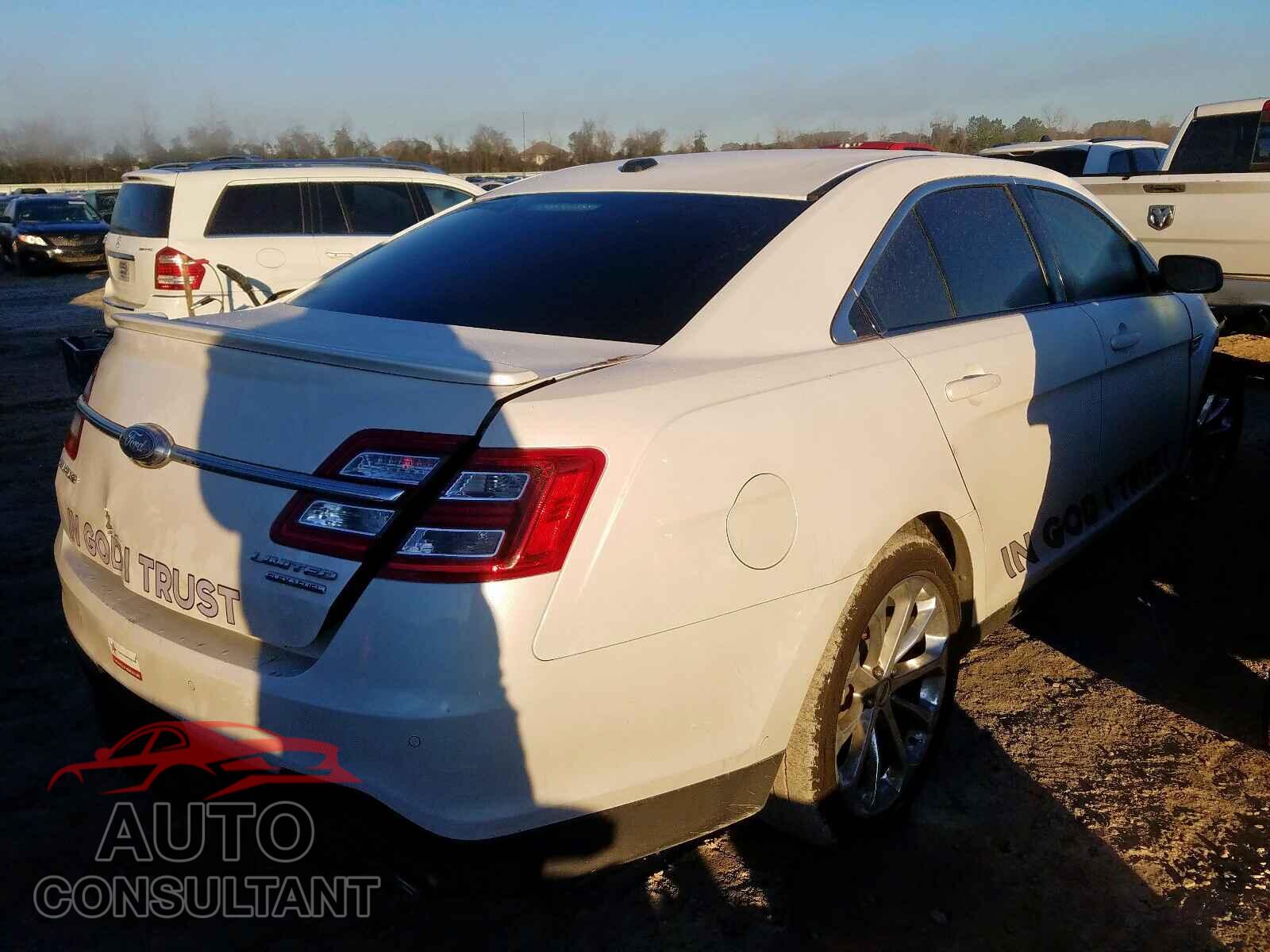 FORD TAURUS 2016 - 3N1AB7AP3HY273084