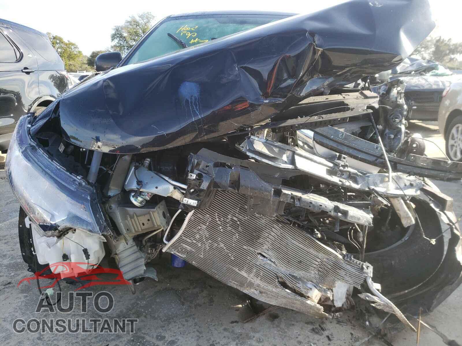 MITSUBISHI OUTLANDER 2018 - JA4AD2A39JZ068625
