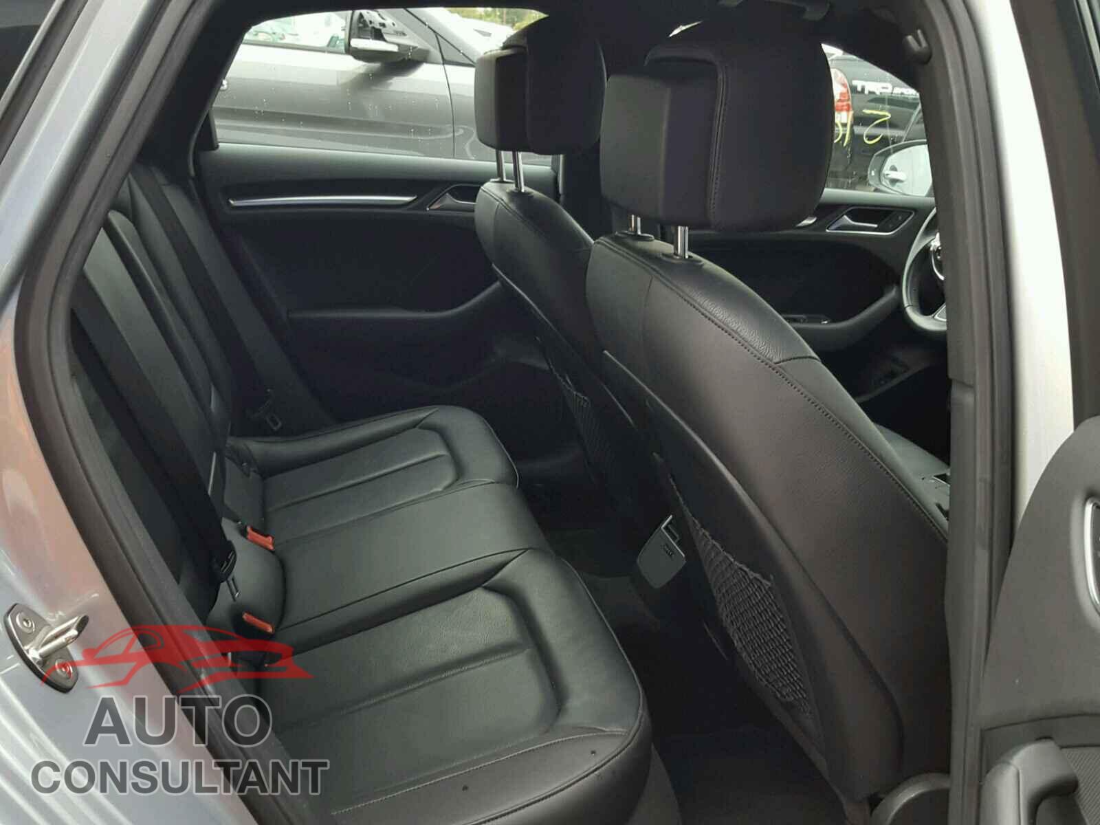 AUDI A3 2015 - WAUCCGFF4F1143512
