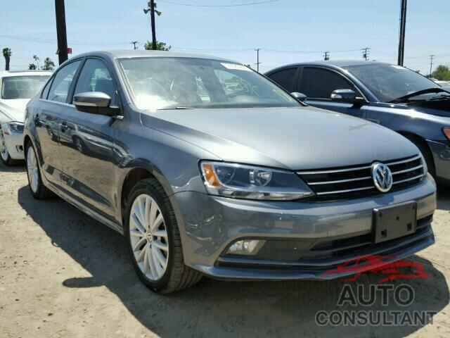 VOLKSWAGEN JETTA 2015 - 3VWD17AJ7FM231043