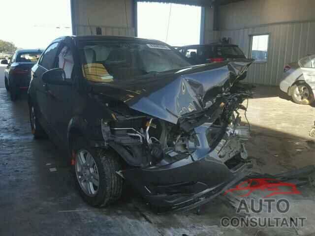 CHEVROLET SONIC 2015 - 1G1JC5SH2F4209648