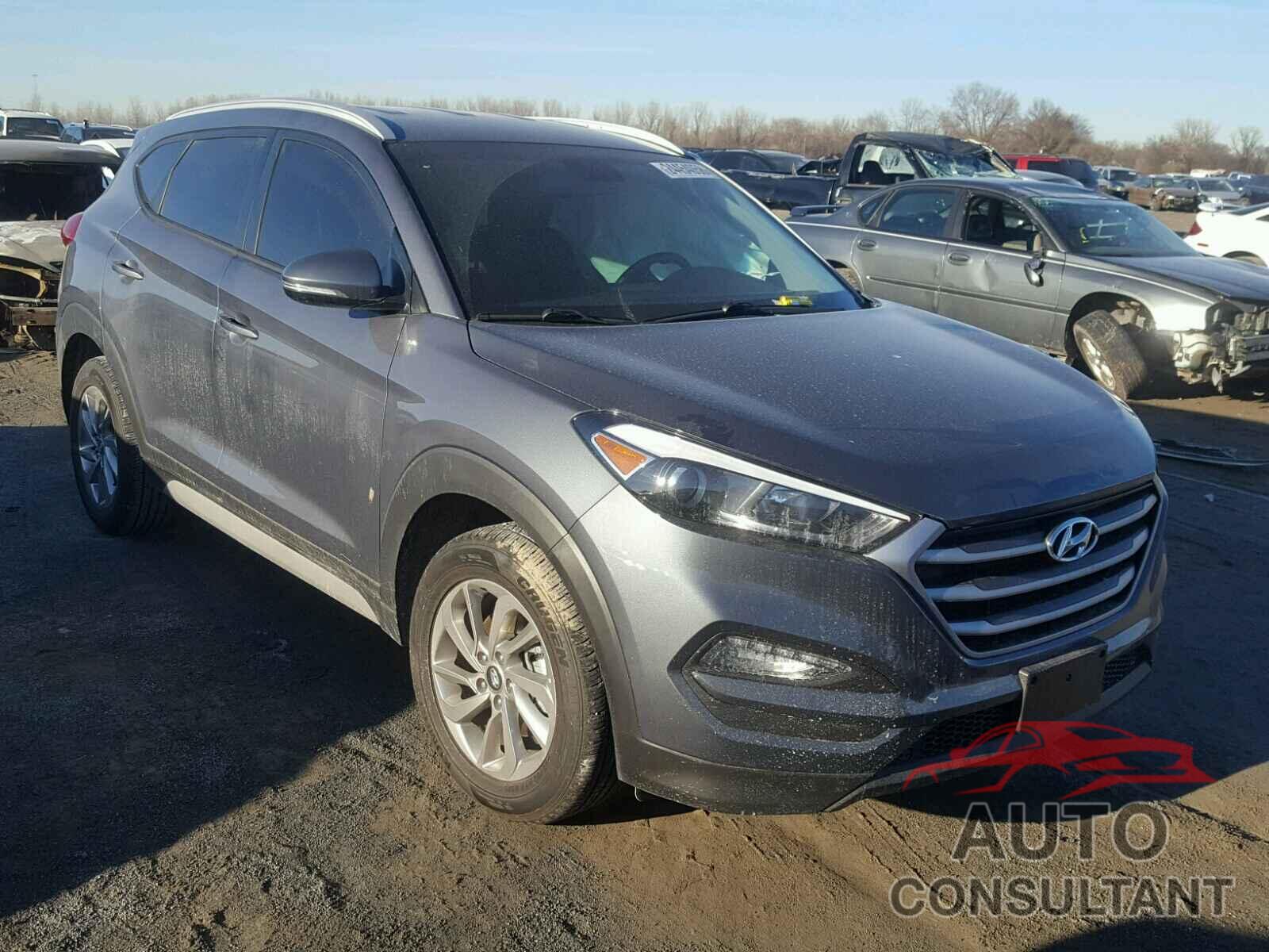 HYUNDAI TUCSON 2017 - KM8J33A48HU477211