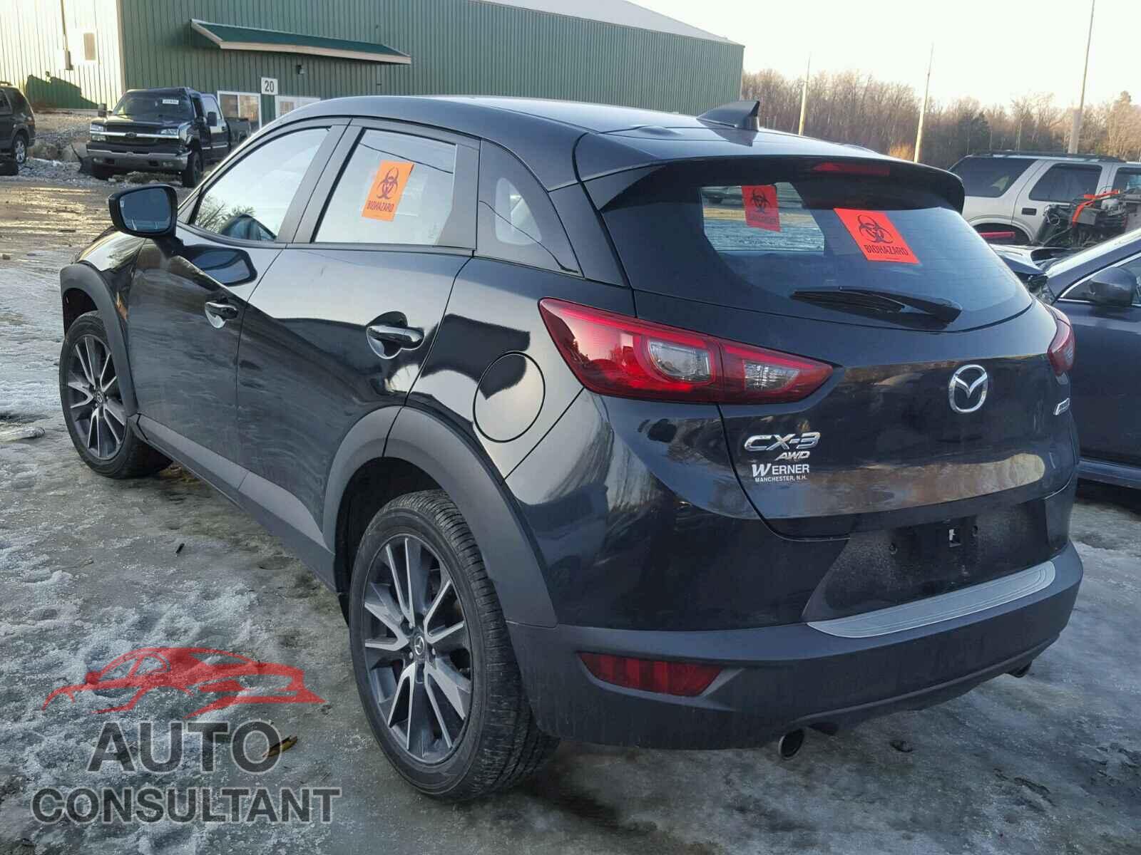 MAZDA CX-3 2018 - JM1DKFC76J1311936