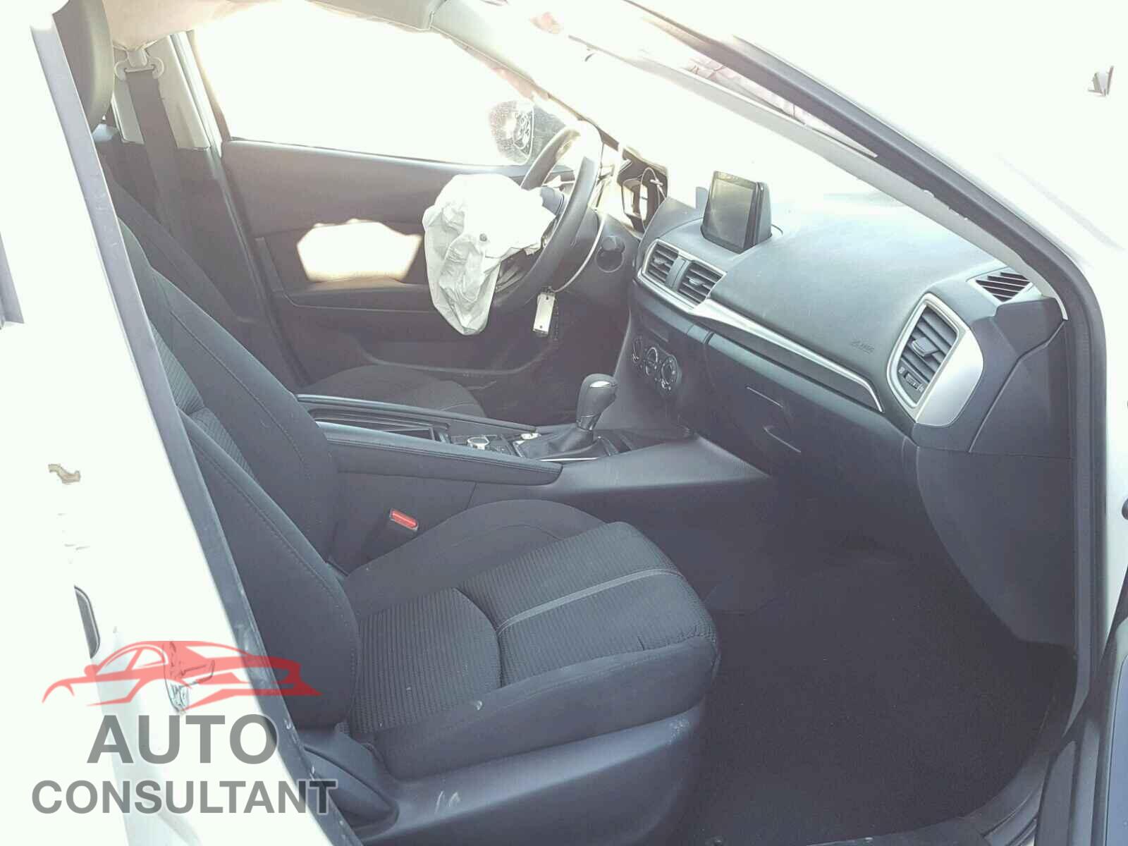 MAZDA 3 2017 - 3MZBN1U79HM101308
